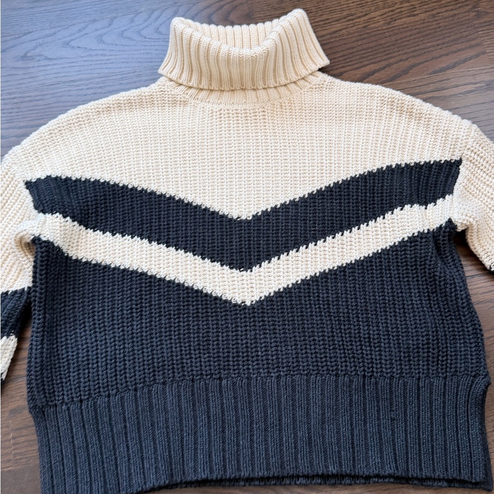 Veronica Beard turtleneck sweater Small